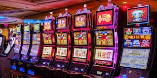Pengguna dewasa Indonesia mengakses permainan togel online melalui browser mobile susitogel